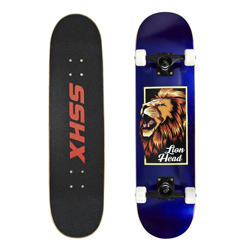 Maple concave skateboard