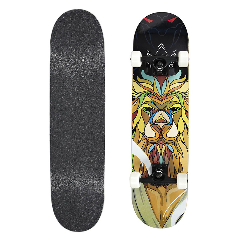 Maple concave skateboard